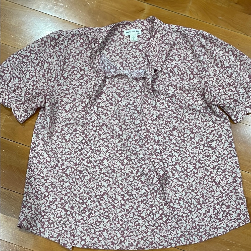 Faith and Joy Cream Short Sleeve Tie Front Blouse